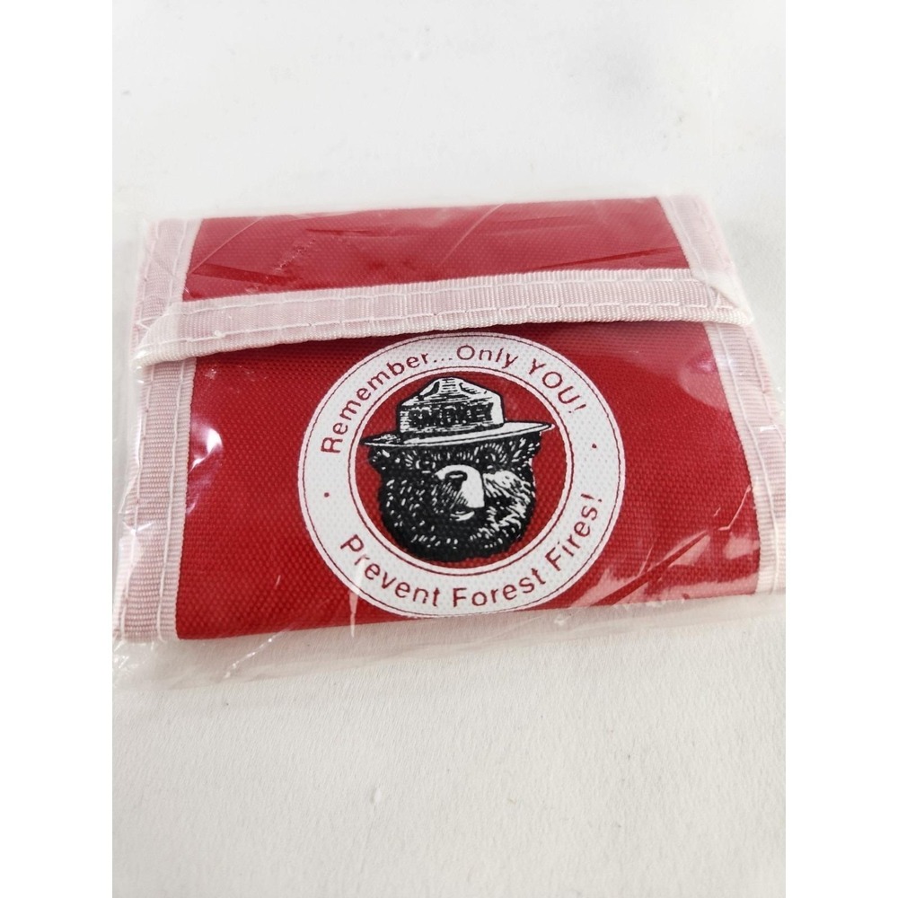 Vintage & Rare Smokey The Bear MLB Cincinnati Reds‎ Baseball Nylon Wallet Resist
